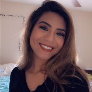 Meet your Posher, Vanessa